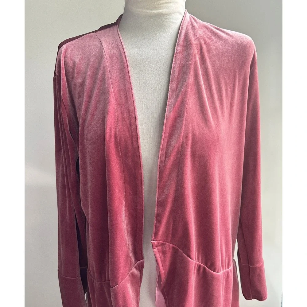 R. Vivimos Velvet Duster Cardigan Pink Open Front Waterfall Hem Chic Medium NWOT